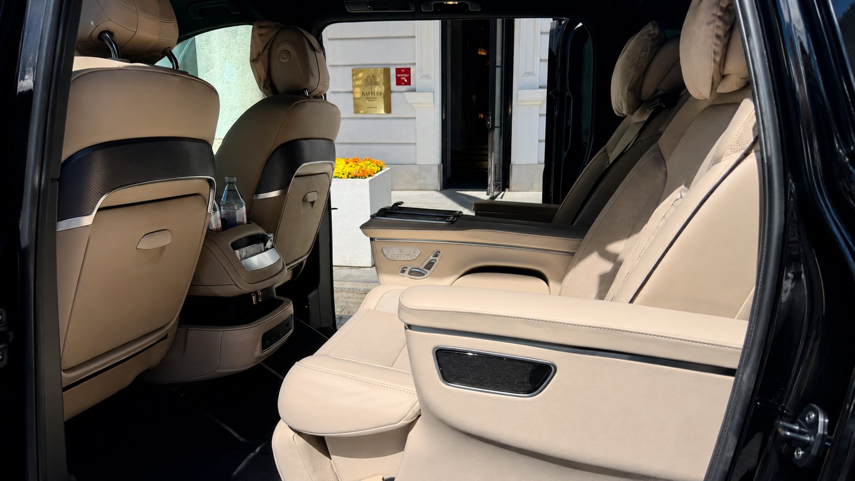 Corporate Chauffeur Service in Krakow – Top Chauffeur